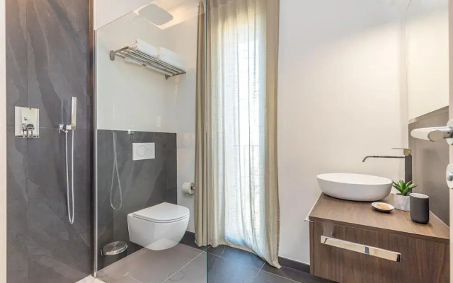 Icon H 503 Suite Micro-living