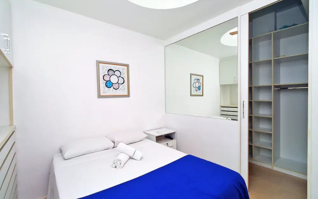 Quarto & Sala a 150m da Praia U052