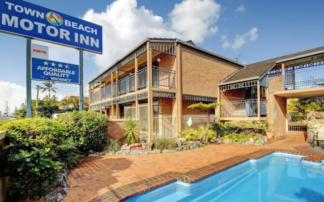 Town Beach Motor Inn