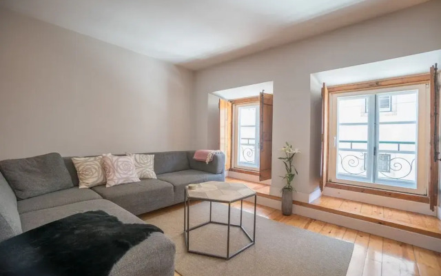 Elegant & Cozy Apartment