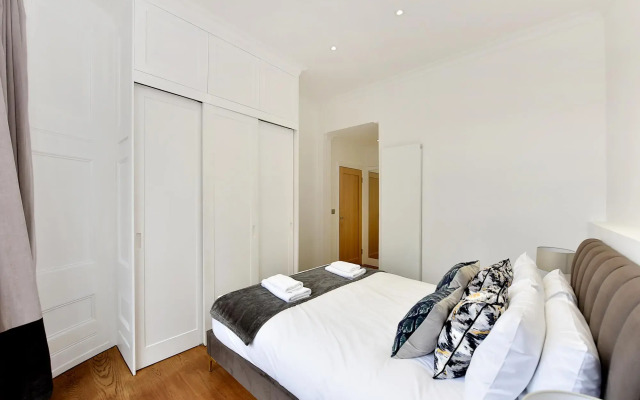 Stunning Sloane Square 2 Bed 2.5 Bath £2.5 million