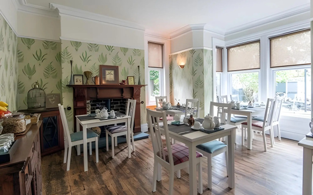 Woodside Guest House