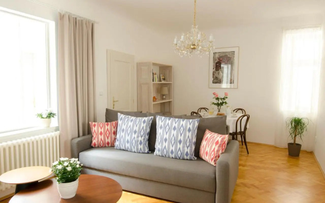 Unique Apt 250M From The Charles Bridge