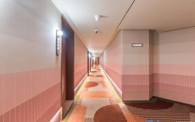 Orange Hotel Chongqing Nanbin Road Houbao Metro Station Hotel