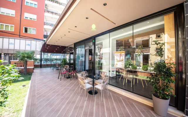 City Center Hotel