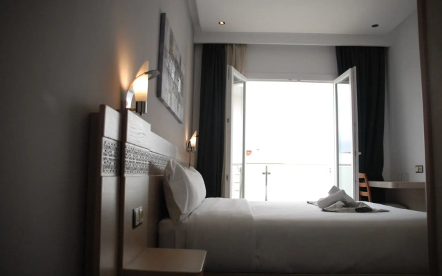 Hotel A44