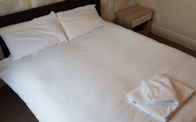 Reginald Budget Rooms