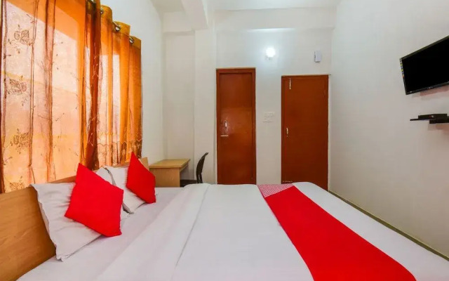 Oyo 17409 Gs Residency