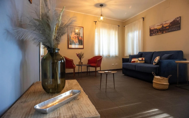 Hero's Garden Relais