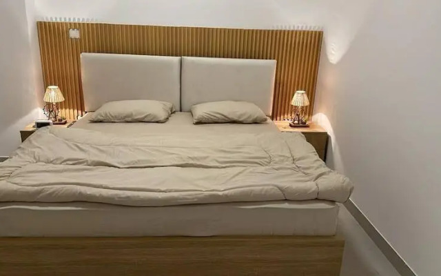 Homes 2 Retreat - The Pulse Residency