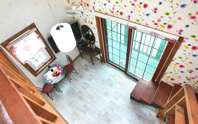 Jeongseon Starry Glow Camping Pension