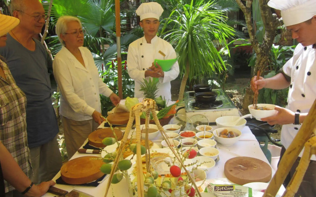 Bach Dang Hoi An Hotel
