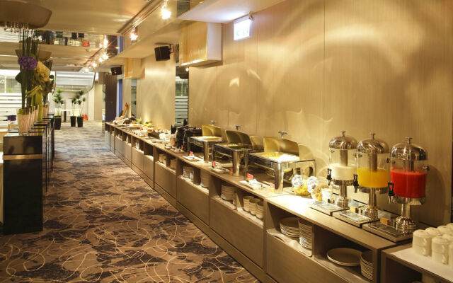 Day Plus Boutique Hotel