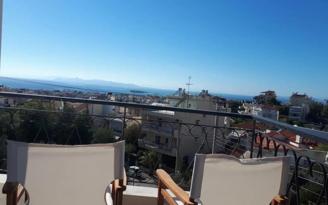 Sea view,big and comfortable appartment in Voula