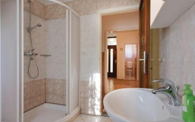Apartment Vesna 812