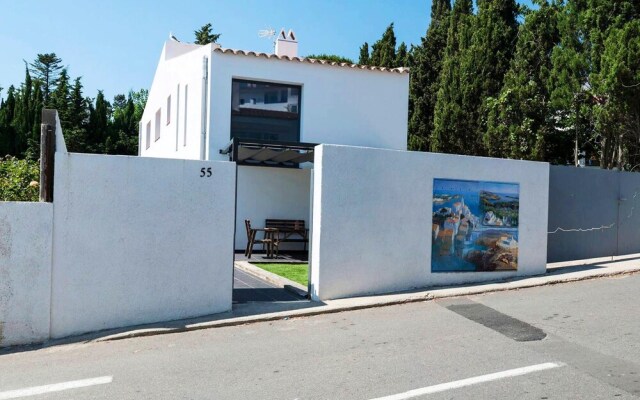 Apartment With one Bedroom in Cadaqués, With Enclosed Garden and Wifi