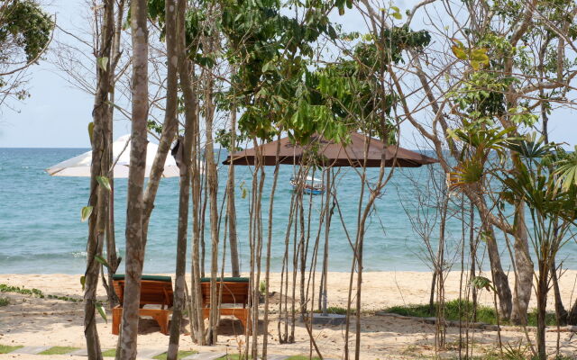 Gold Sand Beach Bungalow