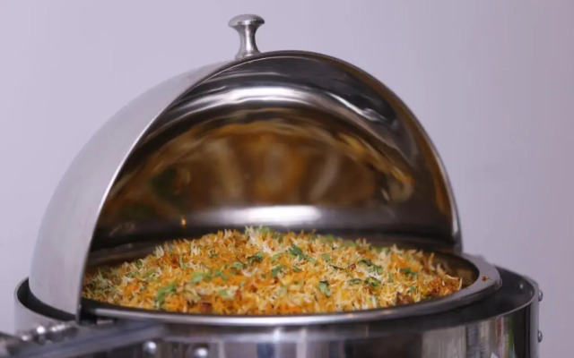 Zifan Hotel & Suites