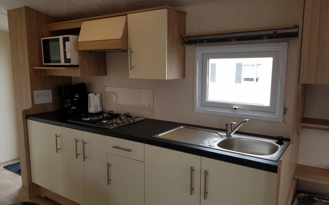 Chalet Lynn - Oosterschelde Camping Anna Friso