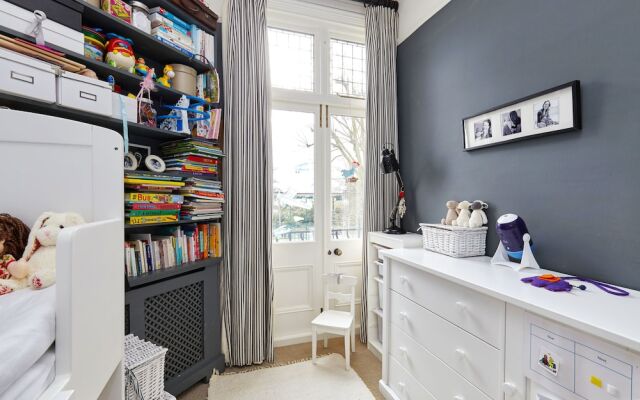 Stylish Fulham Family home