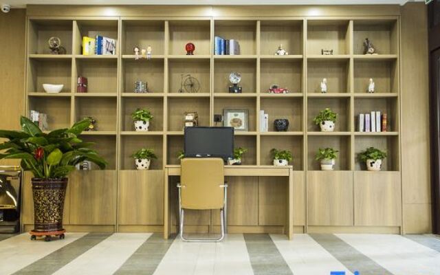 Shankee Hotel (Liaoyuan Caifu Road Eurasia Mall)