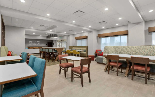 Hampton Inn By Hilton Cornwall