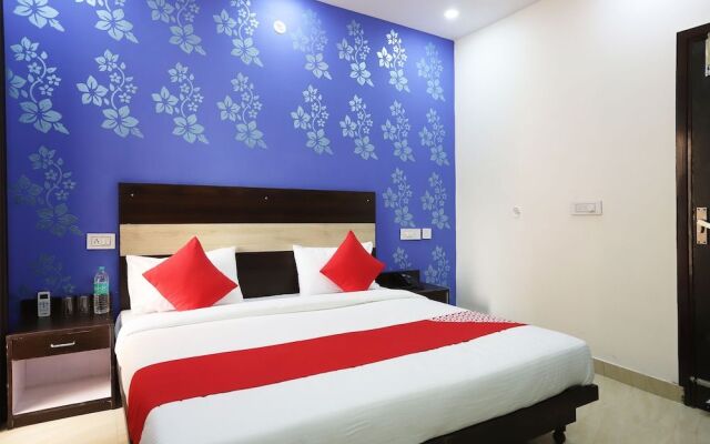 Oyo 42619 Diamond Key Residency