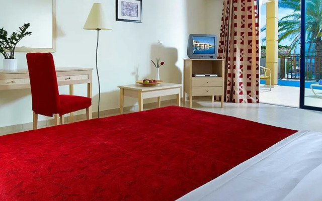 Miraluna Village & Spa