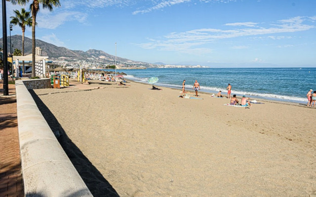 Immaculate 3-bed Apartment in Fuengirola