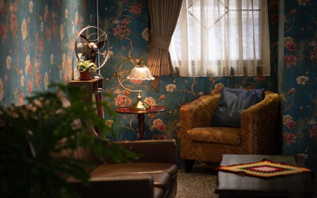 Cho Hotel