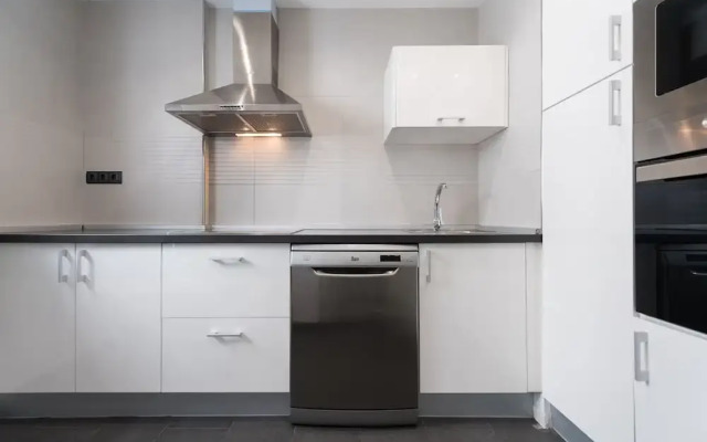 Apartamento Nuevo y Moderno 3A