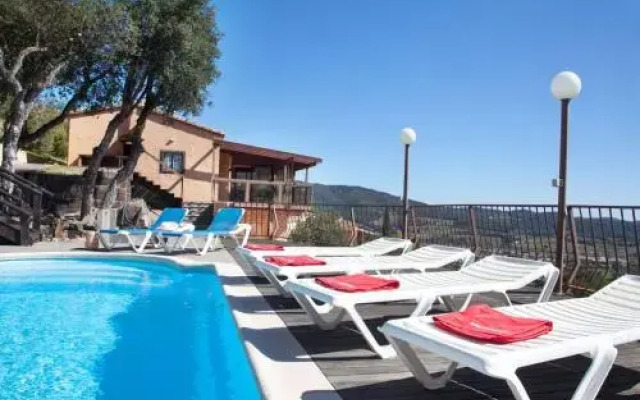 Holiday Home Mas Ambros 01