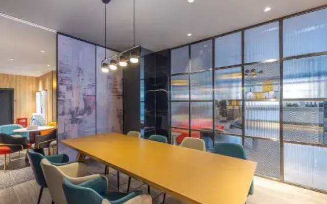 Ibis Hotel (Qiannan Xuchang Guan'egou Branch)