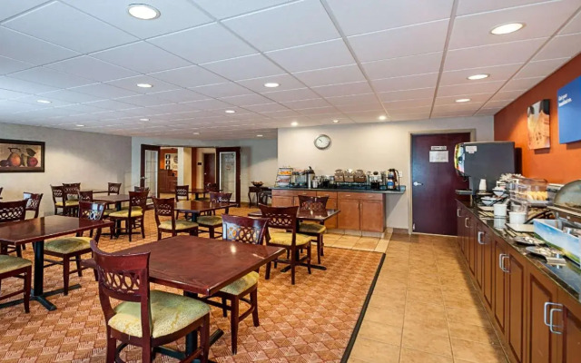 Comfort Inn & Suites Cambridge