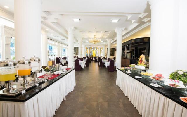 Hoa Binh Hotel