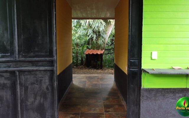 Perla verde hostel y tours en la zona