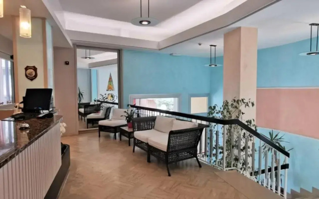 Hotel Cosmos