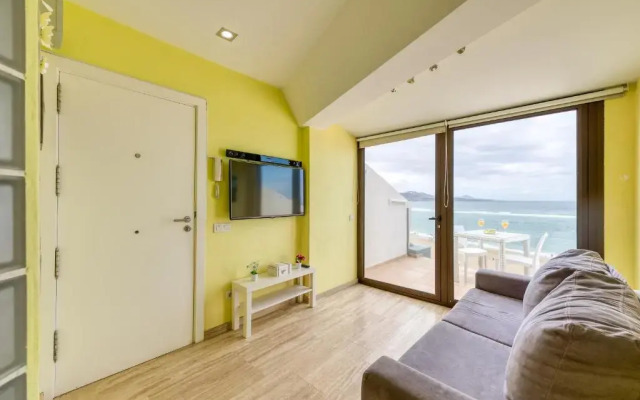 Beachfront Home Las Canteras 4 - Sea Views Terrace