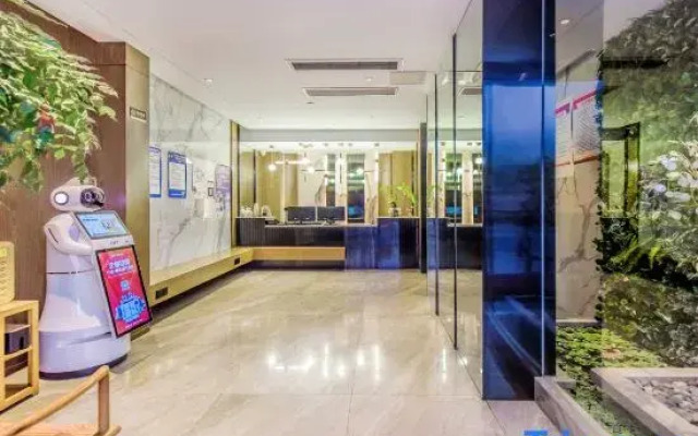 Man Yue Miao Xiang Hotel