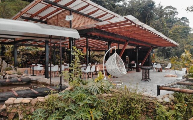 Waira Ecolodge