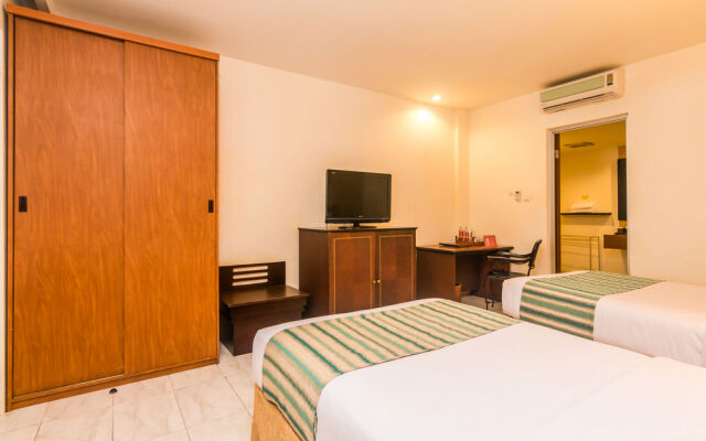 ZEN Rooms Kuta Kartika Plaza 2