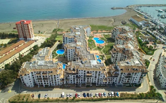 Marina Duquesa Apartment