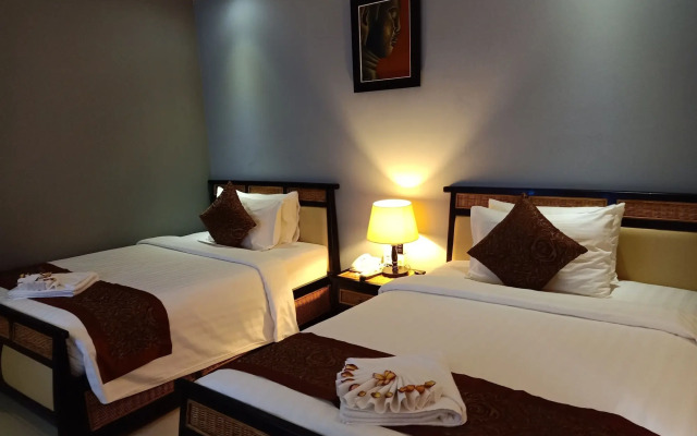 Aristocrat Residence & Hotel