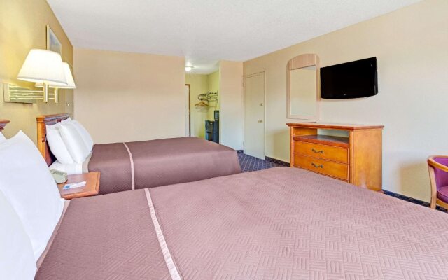 Travelodge by Wyndham Tucson AZ