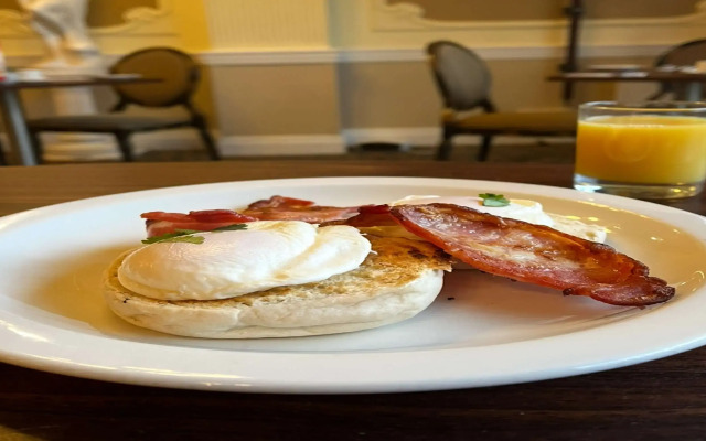 Best Western Plough & Harrow Hotel