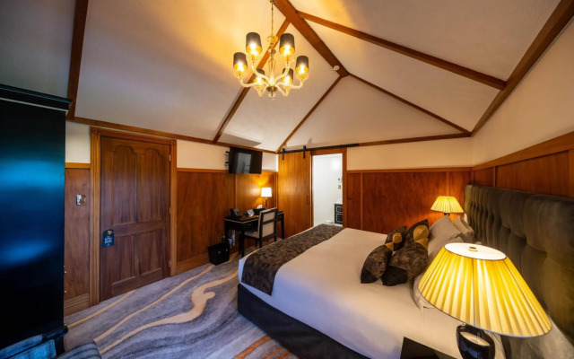 Hamurana Lodge