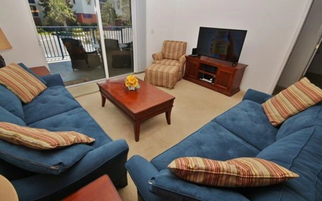 Oceanwalk 1-203 Apartment 2