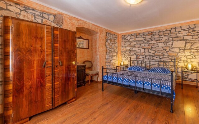 Amazing Home in Medulin With Wifi and 4 Bedrooms