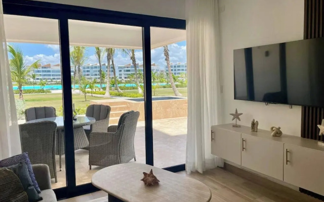 Luxury Escape Private Jacuzzi, Beach, Punta Cana Sleep 5