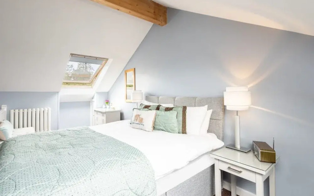 Host Stay Bowscale Suite